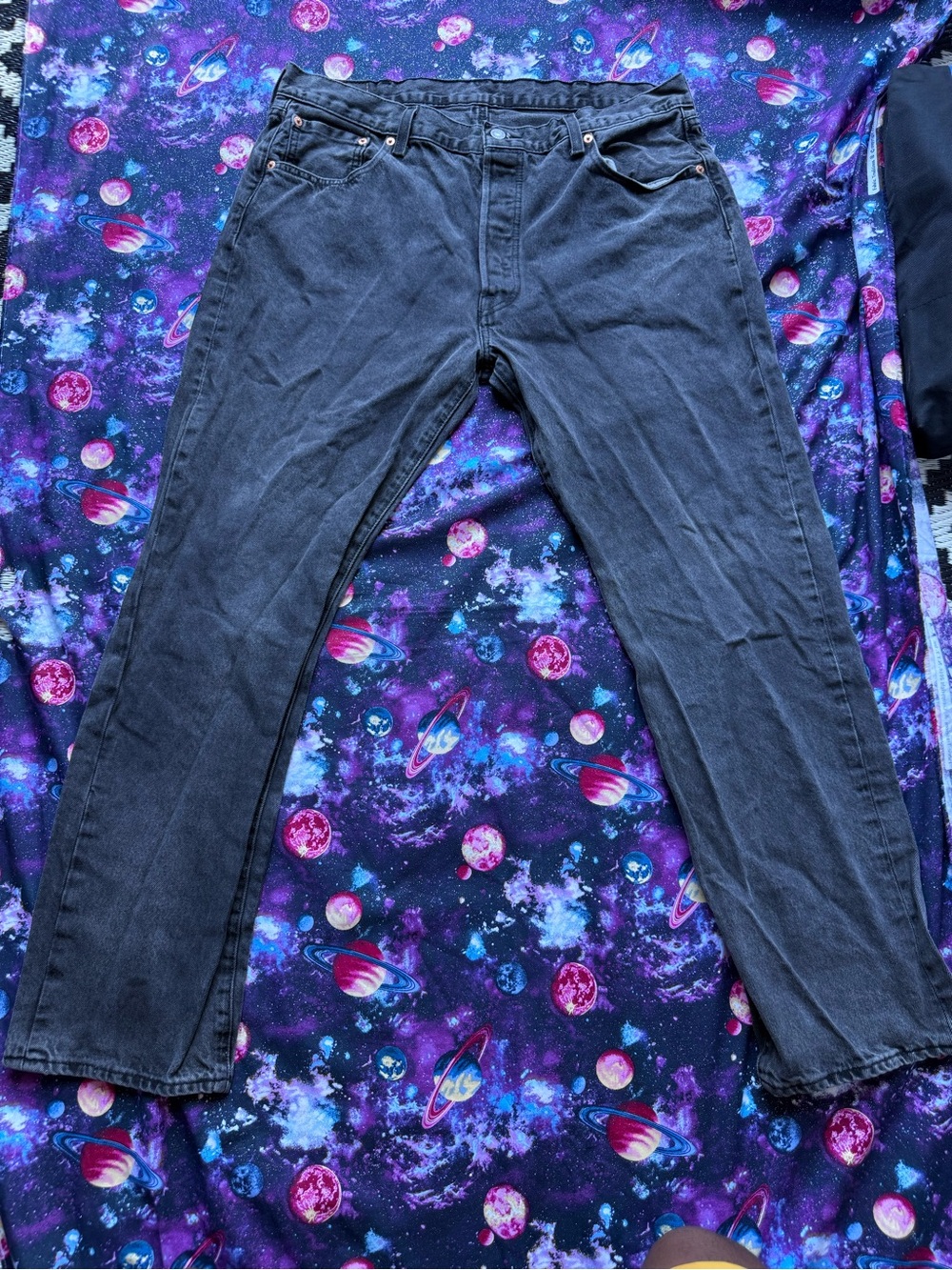 Levi’s 501 Original Fit Straight leg Button fly black denim jeans W38 L32